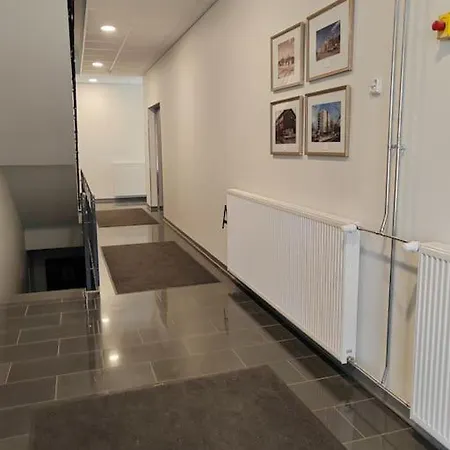 公寓 Keskustan Tyylikkaein Omalla Autopaikalla *