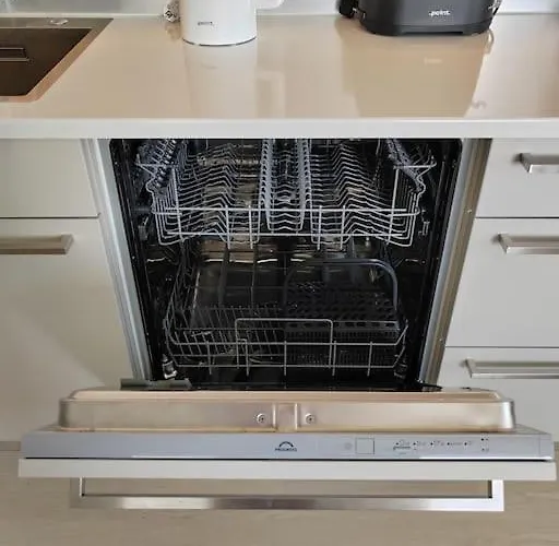 Keskustan Tyylikkaein Omalla Autopaikalla Lappeenranta